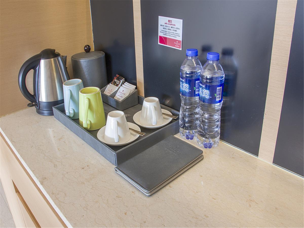 Ramada By Wyndham Enping Hotell Eksteriør bilde